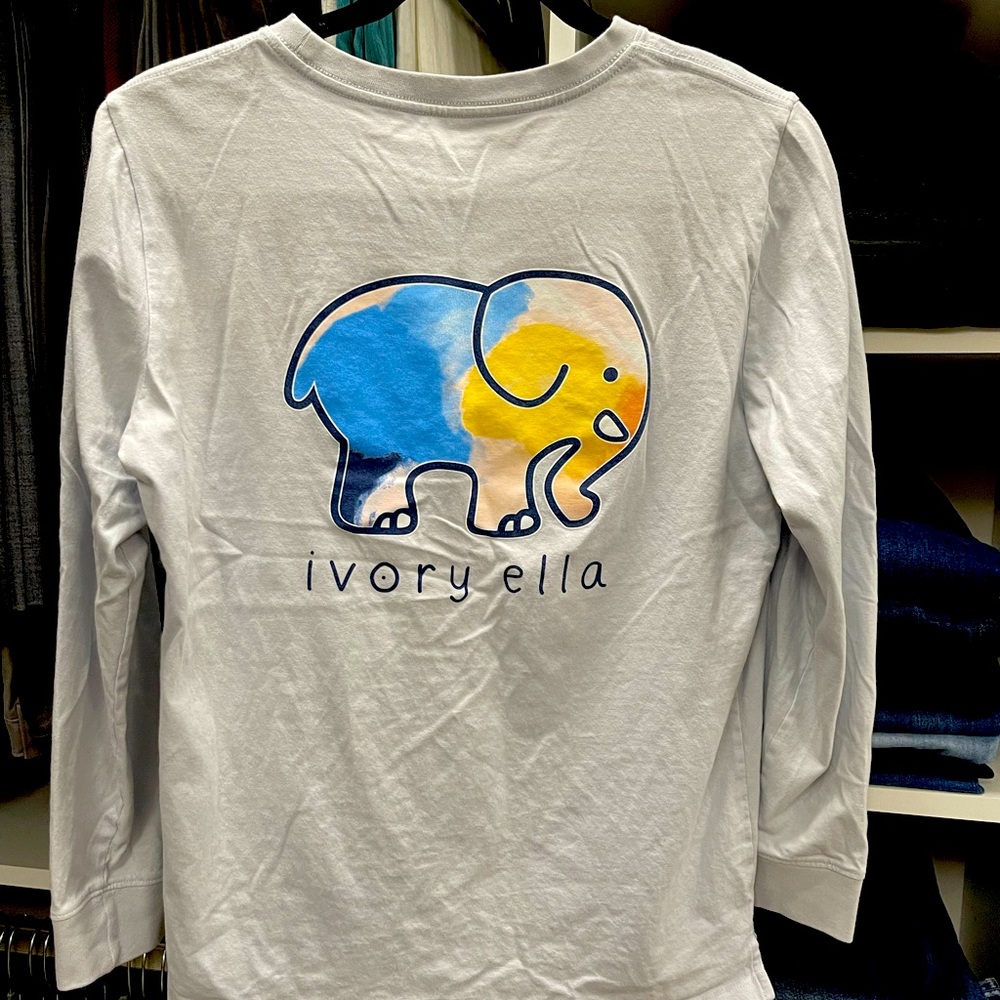 Ivory Ella long-sleeve tee. Only worn once. Great condition!